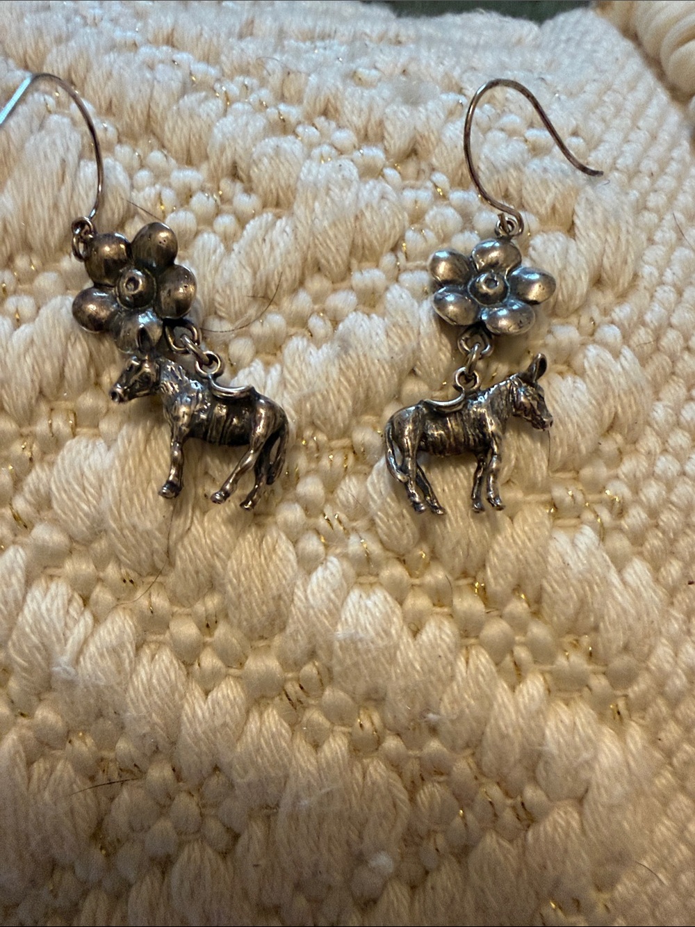 Silver Floral Donkey Earrings - Unbranded - Picture 2 of 4